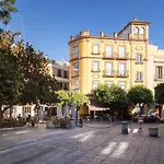 Museum Duplex And Patios, Historical Center, 8 Pax