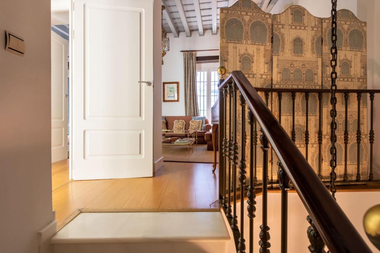 Museum Duplex And Patios, Historical Center, 8 Pax * Siviglia